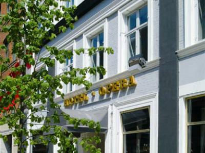Hotel Opera