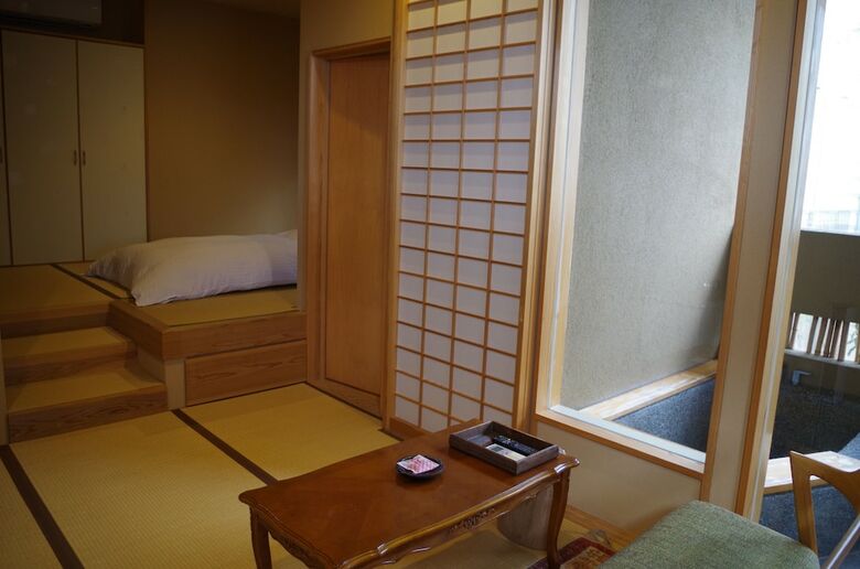 Hatago Sakura