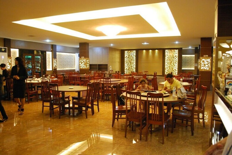 Pelangi Hotel & Resort