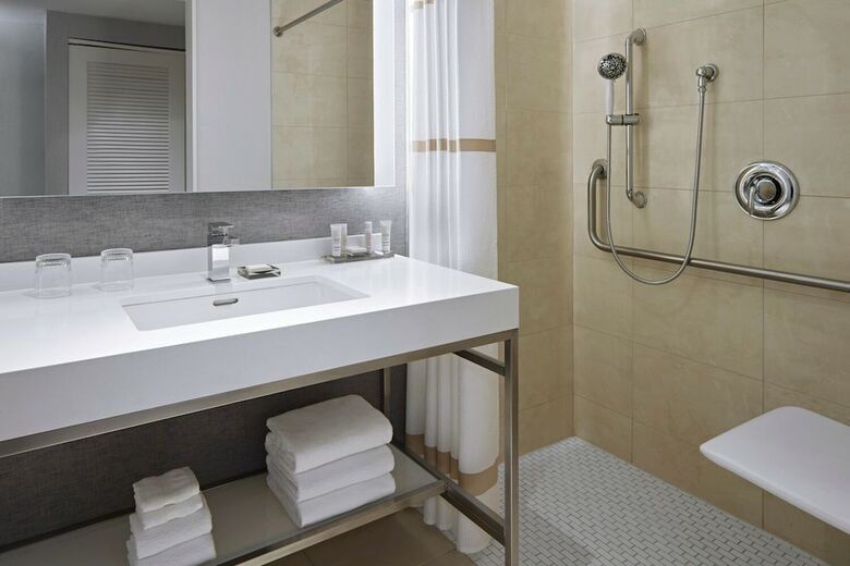 Hotel Halifax Marriott Harbourfront