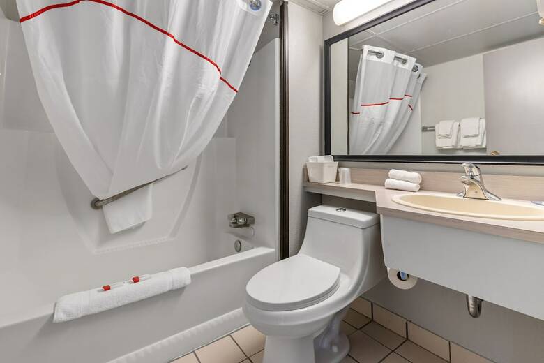 Hotel Travelodge Calgary Airport