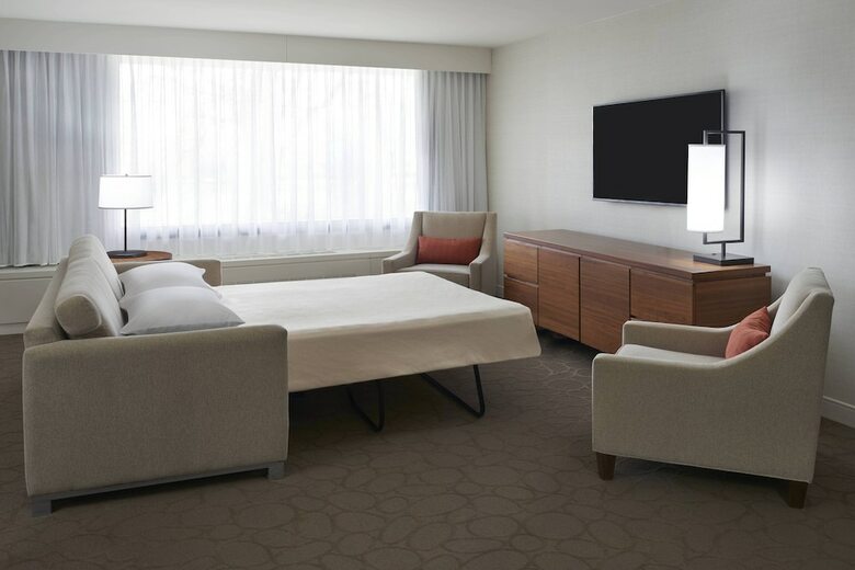 Hotel Doubletree By Hilton Toronto Airport