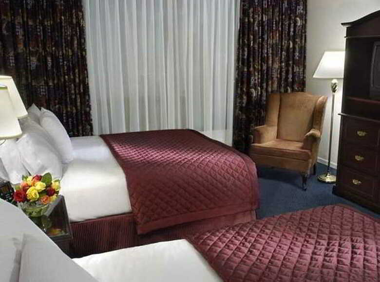 Hotel Doubletree By Hilton Toronto Airport