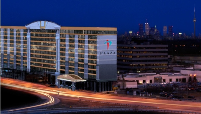 Hotel Doubletree By Hilton Toronto Airport