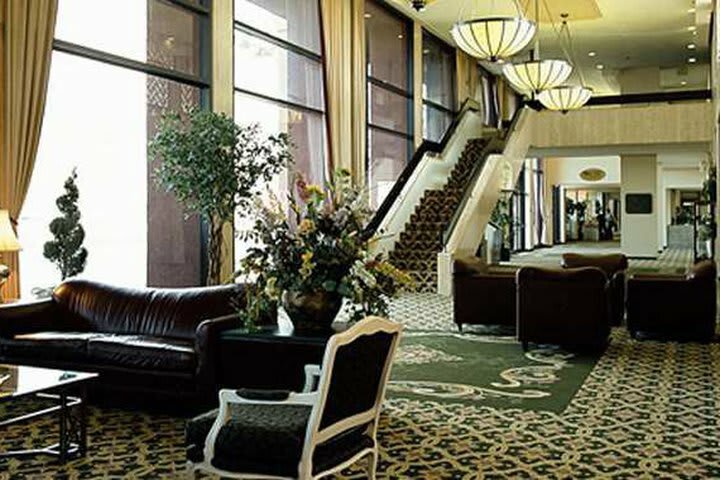 Hotel Doubletree By Hilton Toronto Airport