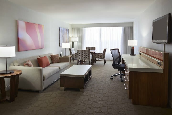 Hotel Doubletree By Hilton Toronto Airport