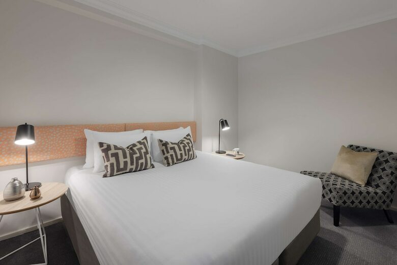 Hotel Mantra On Murray