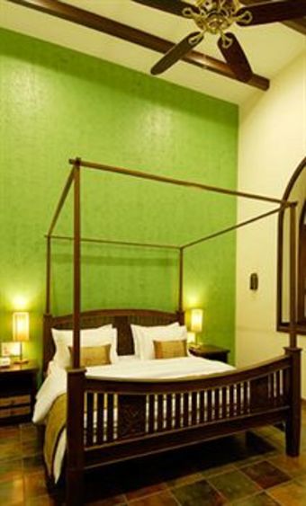 Fountain Hotel