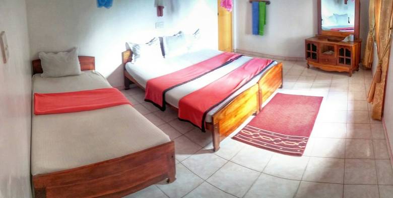 Hostal Abc Guest Inn & Restaurant
