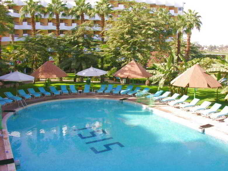 Hotel Pyramisa Isis Luxor Resort
