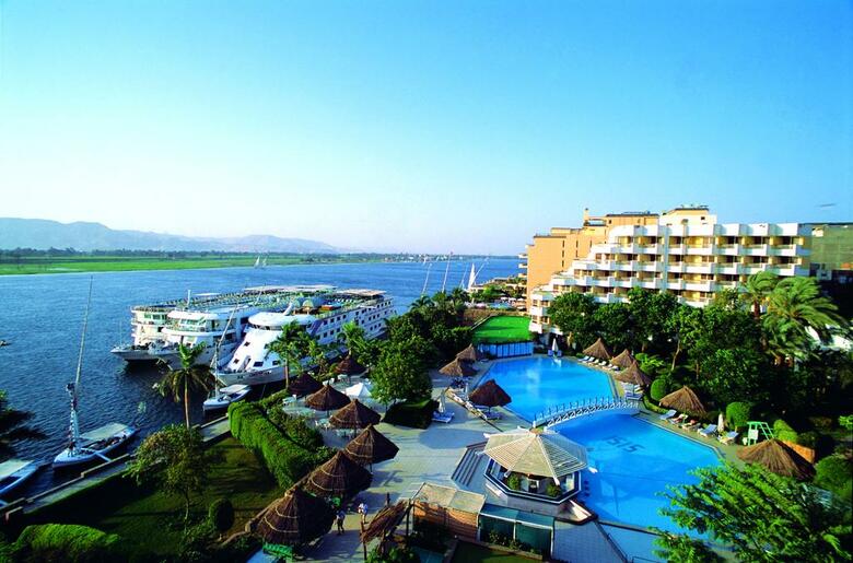 Hotel Pyramisa Isis Luxor Resort