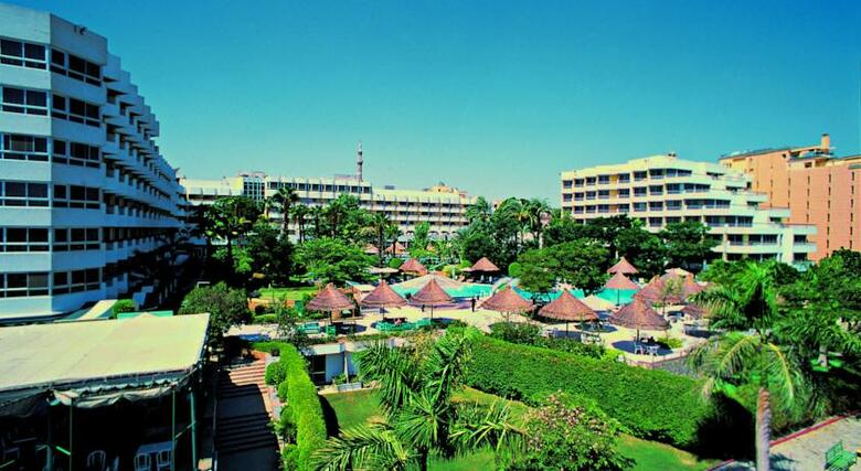 Hotel Pyramisa Isis Luxor Resort