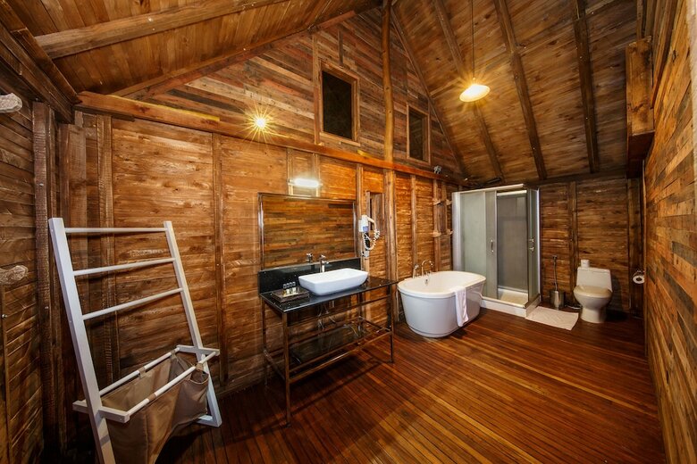 Hotel Aliya Resort & Spa