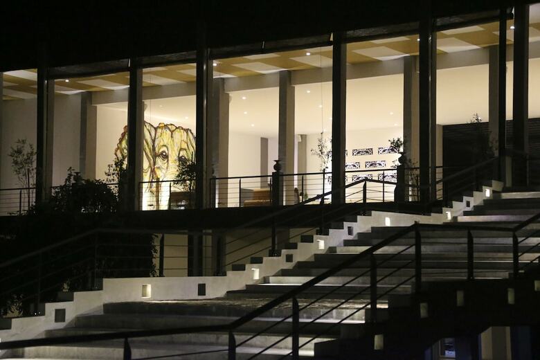Hotel Aliya Resort & Spa