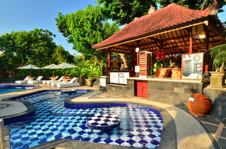 Hotel Inna Sindhu Beach