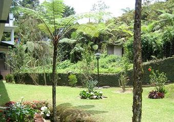 Hotel Casa Dela Rosa