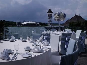 Hotel Pullman Putrajaya Lakeside