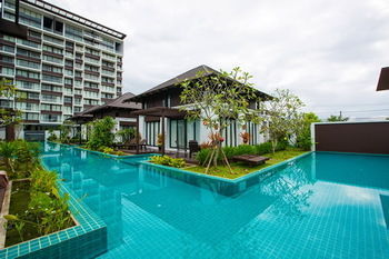 Hotel The Oriental Beach Resort