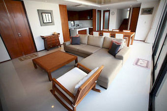 Hotel The Oriental Beach Resort