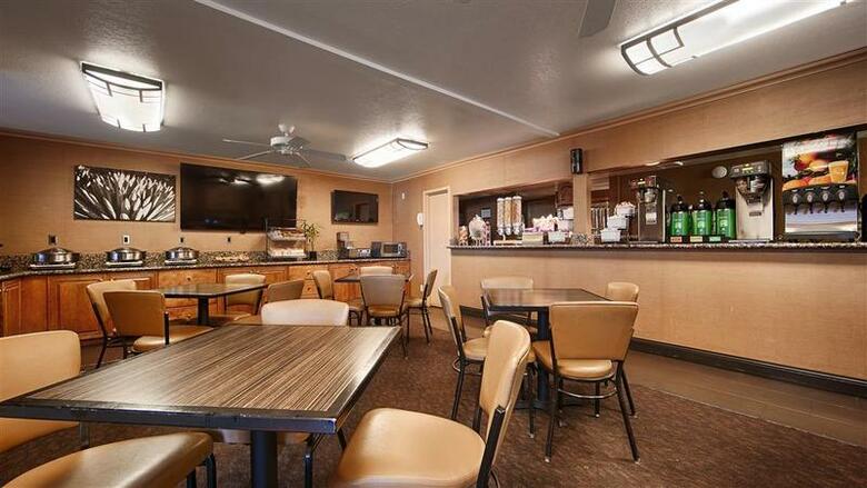Best Western Inn Suites Hotel