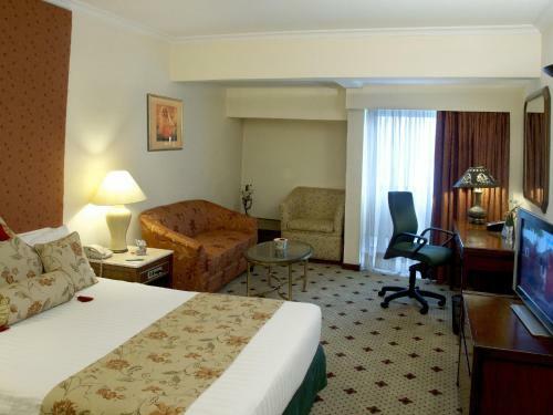 Avari Lahore Hotel