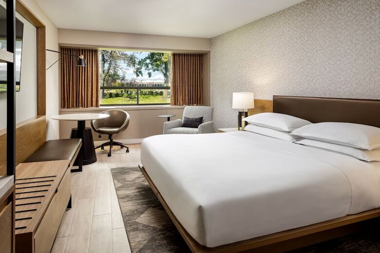 Hotel Sheraton Montreal Airport