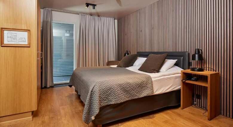 Hotel Fron
