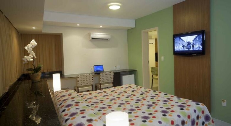 Hotel Euro Su�te Recife By Nacional Inn