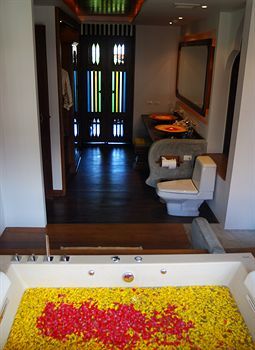 Hotel Royal Muang Samui Villas
