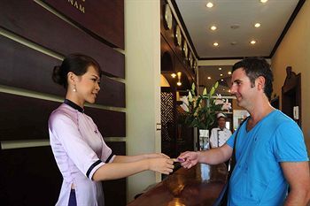 Orchid Hotel