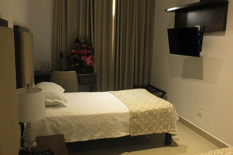 Hotel Dorado Plaza Centro Histrico