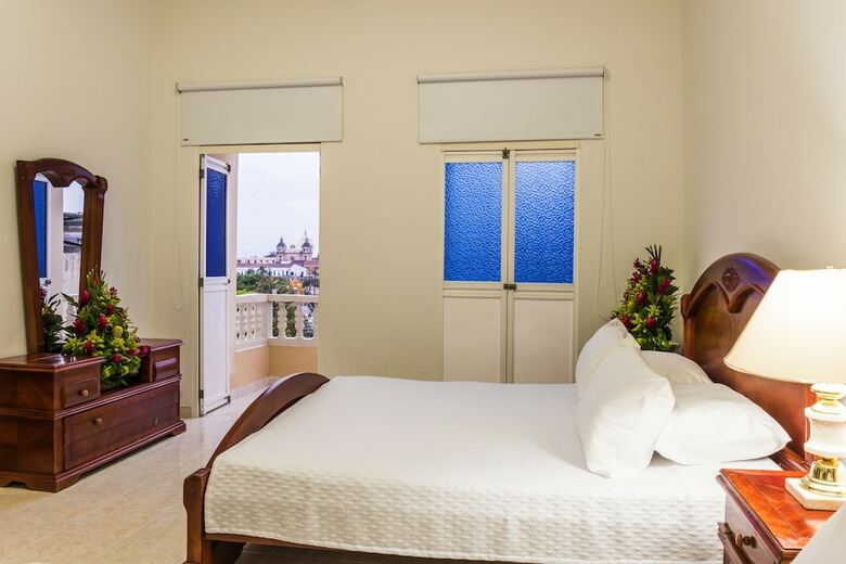 Hotel Dorado Plaza Centro Histrico