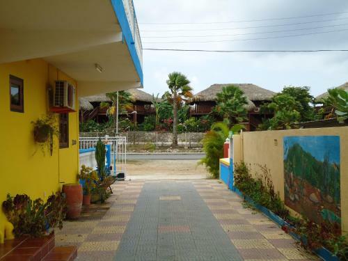 Sea Horizon Apartments