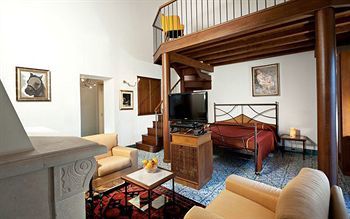 Hotel Caiammari