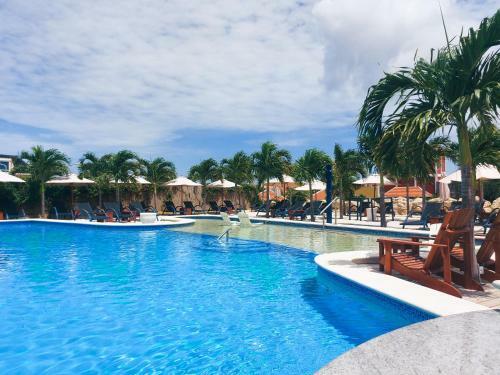 The Ritz Village Hotel - Adults Only