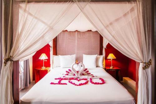The Ritz Village Hotel - Adults Only