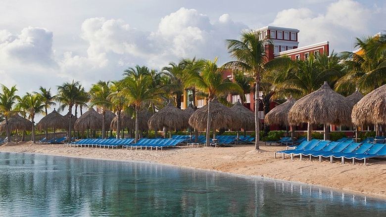 Hotel Renaissance Curacao Resort  Casino