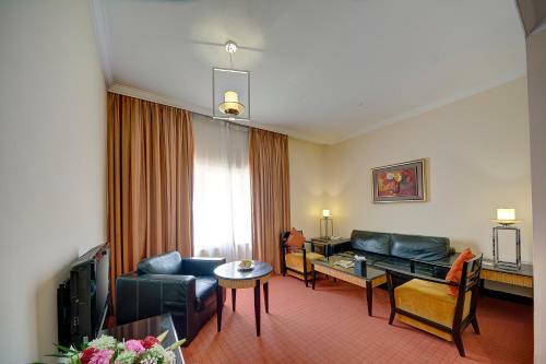 Rayan Hotel Corniche
