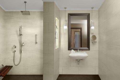 Hotel Sheraton Sharjah Beach Resort And Spa