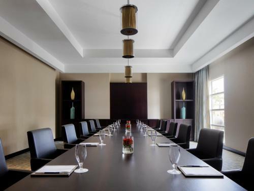 Hotel Sheraton Sharjah Beach Resort And Spa