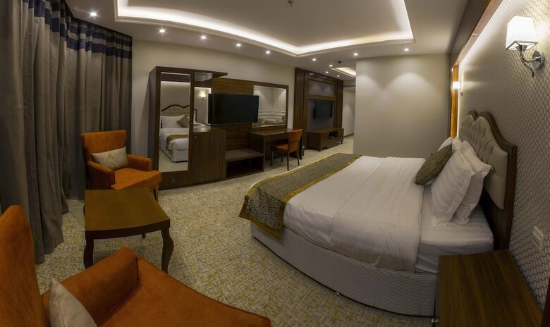 Hotel Al Borg Al Watheer