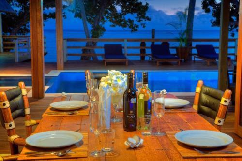 Coral Cove Beach Villas