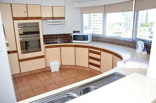 Aparthotel Zenith Ocean Front Apartments