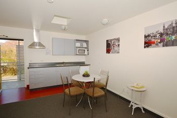 Greens Motel