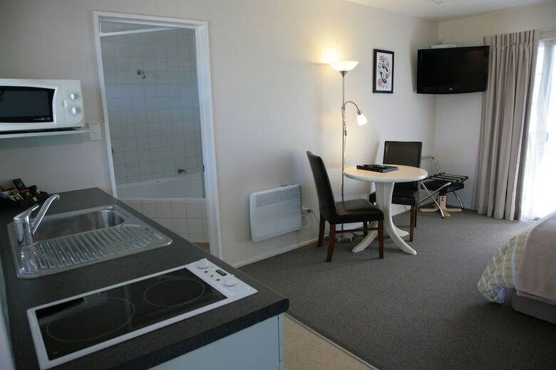 Westport Spa Motel