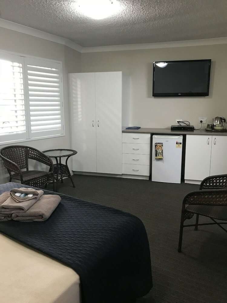 Tropicana Motel