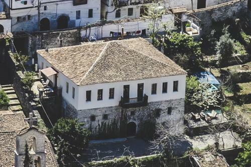 Berat Backpackers Hostel