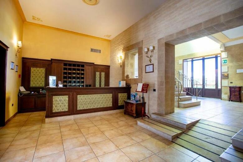 Il Podere Hotel Spa Restaurant
