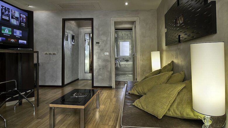 Bed & Breakfast Intown Luxury House