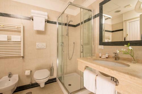 Residencia Arcom Palace